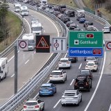 Ce week-end est un des plus denses sur l'autoroute du Gothard avec le chassé-croisé entre juillettistes et aoûtiens (Photo d'illustration).
